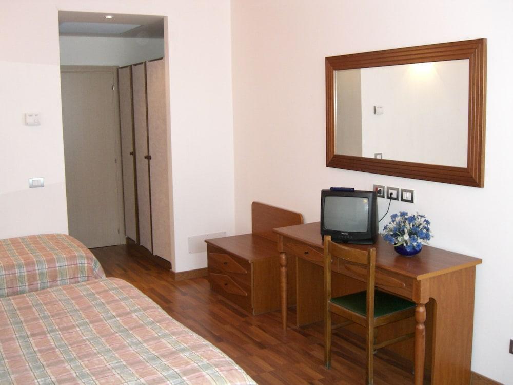 Hotel Golden Rimini Dış mekan fotoğraf