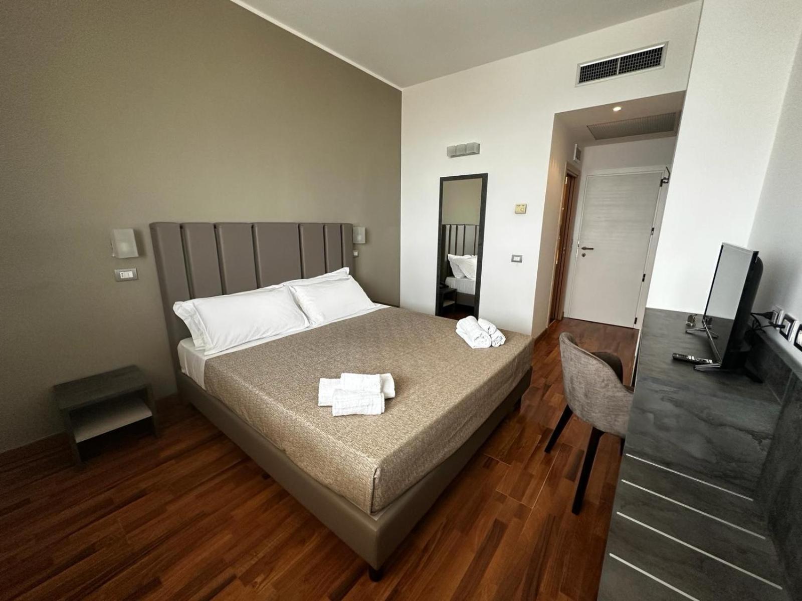 Hotel Golden Rimini Dış mekan fotoğraf