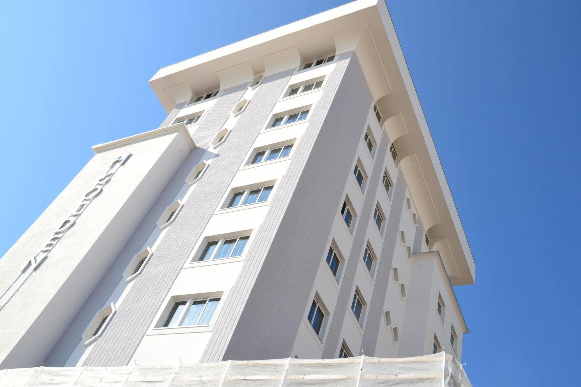Hotel Golden Rimini Dış mekan fotoğraf