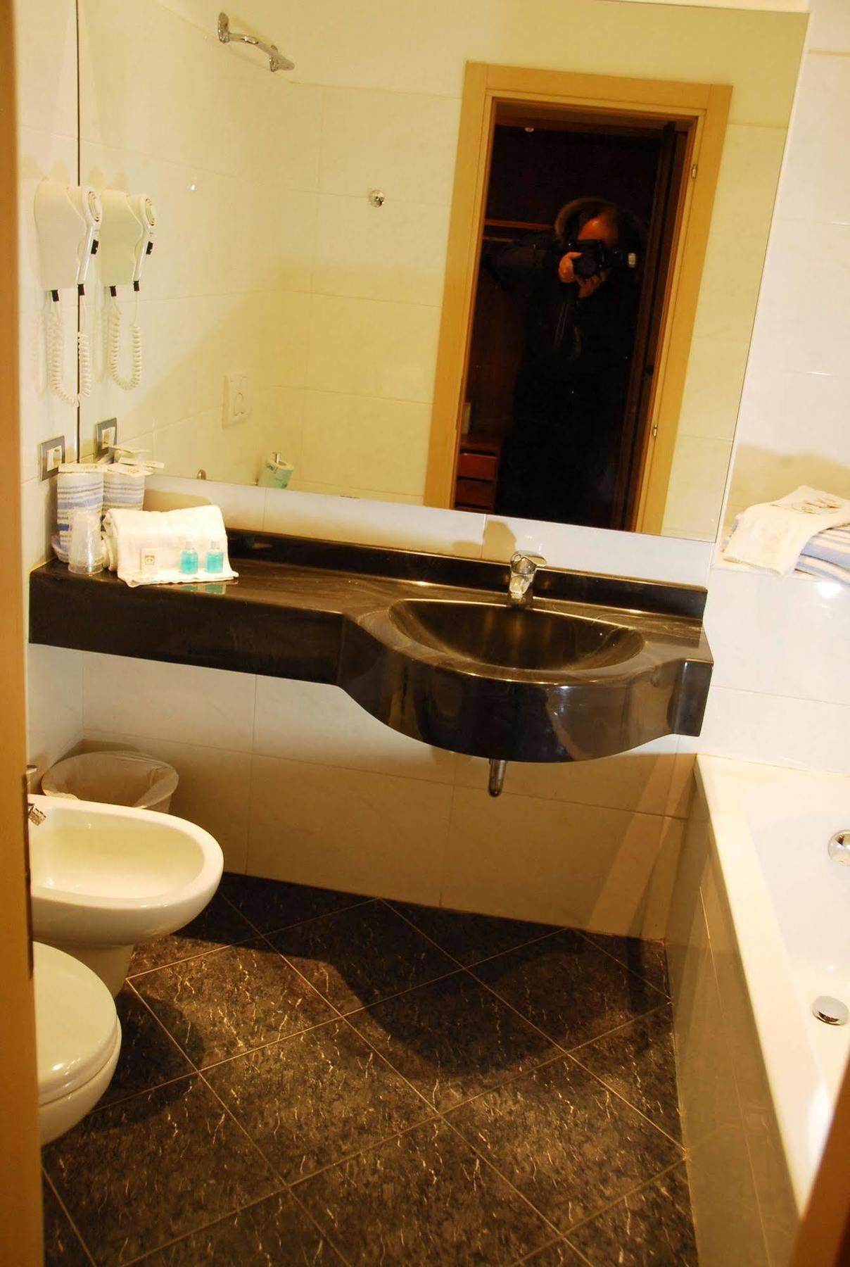 Hotel Golden Rimini Dış mekan fotoğraf